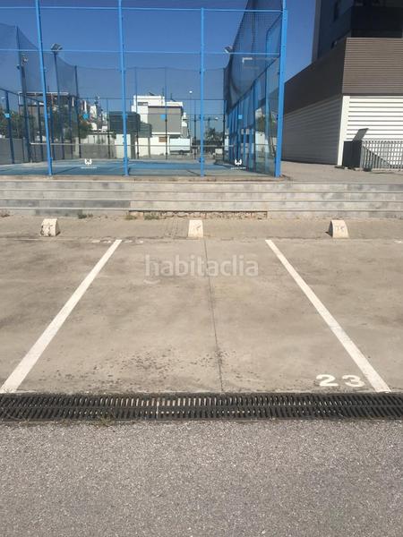 Foto 24016b2a-44ef-461d-96f0-96df5e416e38. Autoparkplatz in Palmete Sevilla
