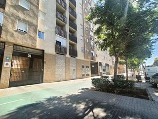Parking coche en Colores -  Entreparques