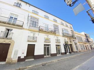 Affitto Ufficio in Casco Histórico - Ribera del Marisco. Oficina en alquiler  entreplanta en edificio palacio, pleno cent