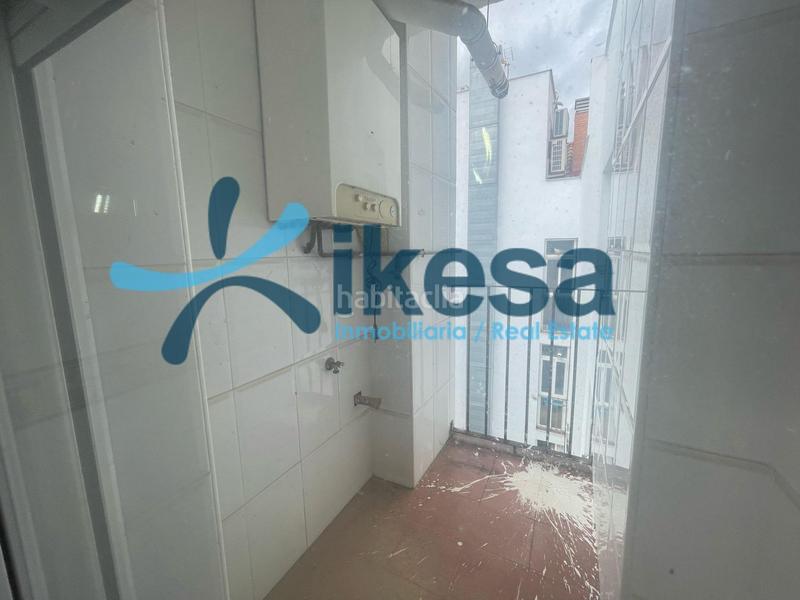 Foto 4e0edd4d-042d-46db-8a98-7ad572e79bbc. Dachwohnung mit parking in Centro ciudad Linares