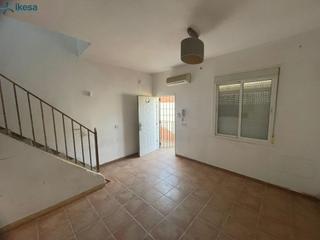 Pis a Villamanrique de la Condesa. Venta de piso en barrio blas infante  villamanrique de la condes