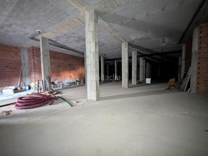 Foto 54b123cc-d052-4925-94a9-a1de25911663. Locale commerciale in calle rio eo 7 in Monforte de Lemos