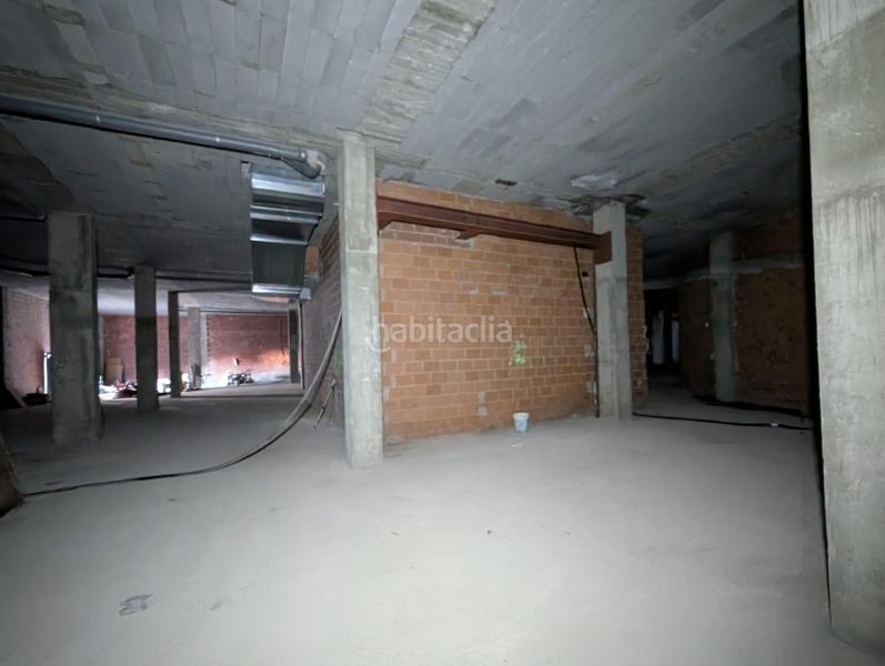 Foto c612eb7f-8cd1-4d09-b6e6-0b7fc2393eb6. Locale commerciale in calle rio eo 7 in Monforte de Lemos