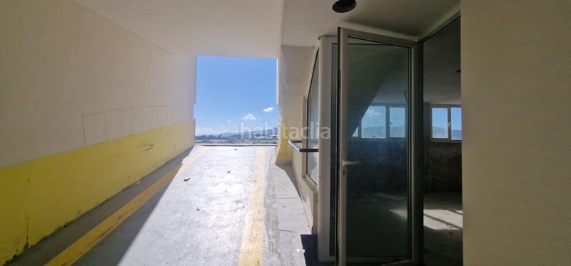 Foto 2f4a7fe9-5ea9-49d7-a18c-b5256c176c3b. Locale commerciale in calle trapero pardo 18 in Foz