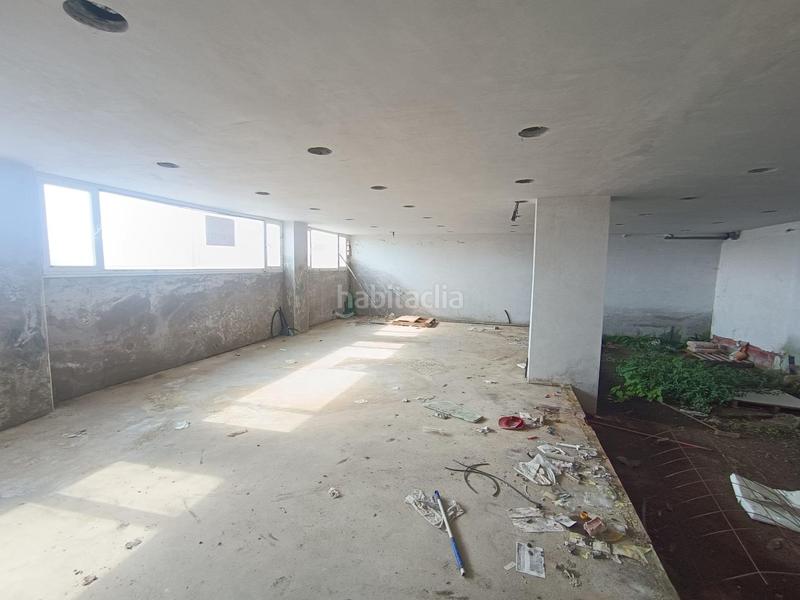 Foto 475ca4f4-9f21-453a-8f3b-fc8aea73d445. Locale commerciale in calle trapero pardo 18 in Foz