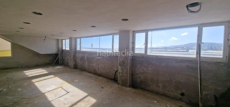 Foto 5dd89918-8d9a-41a2-b7b4-3193e4b5428a. Locale commerciale in calle trapero pardo 18 in Foz