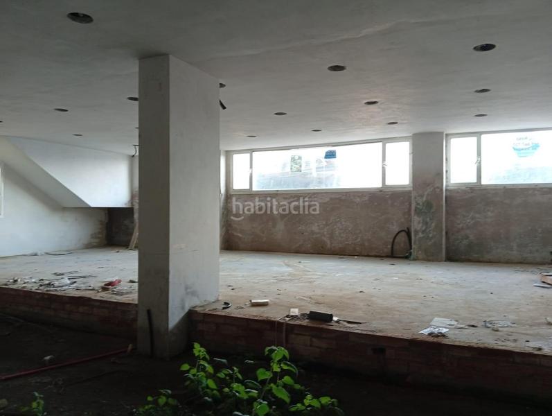 Foto 7d211d61-df92-467e-b56b-60af089b1455. Locale commerciale in calle trapero pardo 18 in Foz