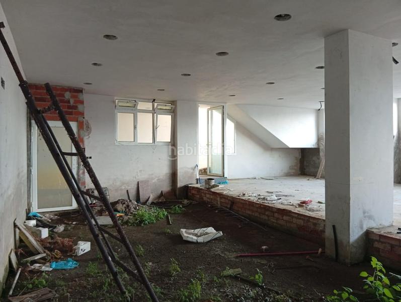 Foto 9c0a3a45-47bb-4d50-be6a-173315eef10b. Locale commerciale in calle trapero pardo 18 in Foz