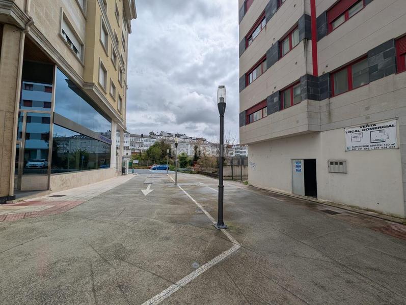 Foto 2f5b8d0e-0ce5-48e8-9672-c37b0ad16395. Geschäftsraum in calle ramón beberide 1 in Residencia - Abella Lugo