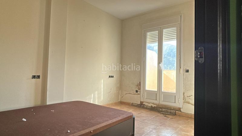 Foto a5b8b78b-24dd-4ba5-a95e-bd765f28aafe. Casa con parcheggio in Benaoján
