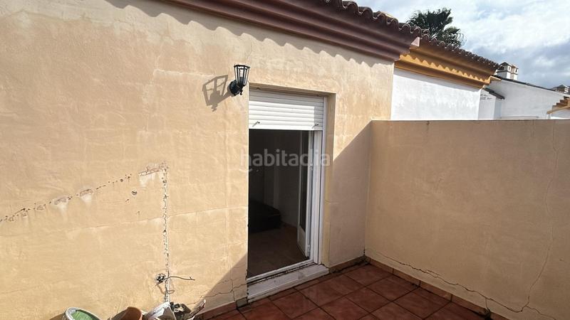 Foto d8f4d682-60f0-454b-bfc0-8c6a45992b50. Casa con parcheggio in Benaoján