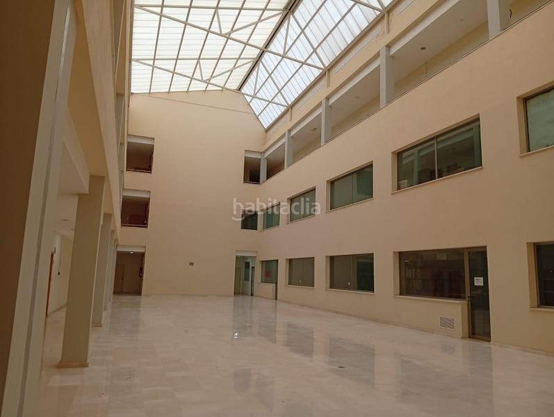 Foto 208e00a4-11e4-4eba-a3a7-4bdd4033f2c8. Locale commerciale in Barrios (Los)