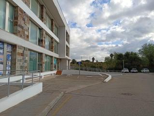 Local Comercial a Barrios (Los). Luminosa oficina en sotovila