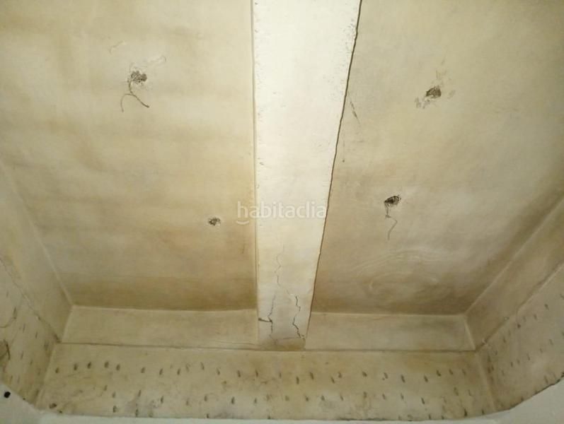Foto 4a34570a-3a2d-4471-9fbb-95bb55704c5b. Piso casa con ocupas en Bajadilla - Fuente Nueva Algeciras