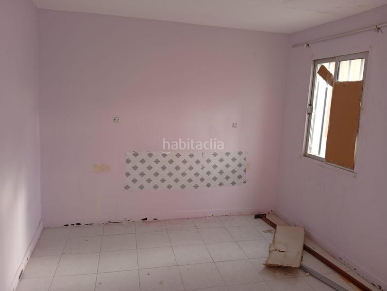 Foto 599ee0d2-dc8c-4c14-b028-c1801a149f1d. Piso casa con ocupas en Bajadilla - Fuente Nueva Algeciras
