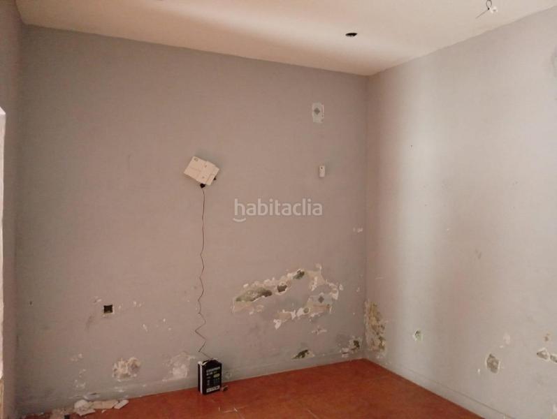Foto 69c6e030-eaab-4520-85f8-e9d0cbe861fc. Piso casa con ocupas en Bajadilla - Fuente Nueva Algeciras