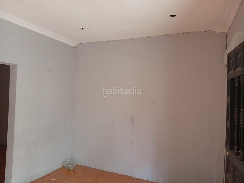 Foto b0dfe2ee-7587-43fa-963d-edb8e27c72fe. Piso casa con ocupas en Bajadilla - Fuente Nueva Algeciras