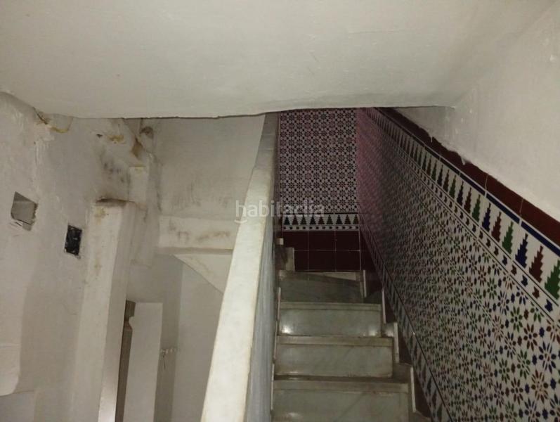 Foto d1c990f0-d1f6-4348-9899-44aaa0228247. Piso casa con ocupas en Bajadilla - Fuente Nueva Algeciras