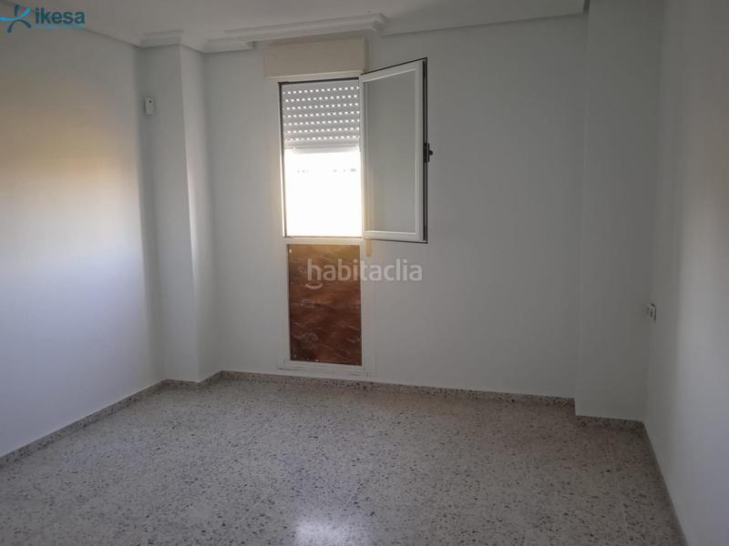 Foto 291ae5bb-ab05-4d1c-b4ce-aacd5c1a77b8. Apartament amb aparcament a Norte Mérida