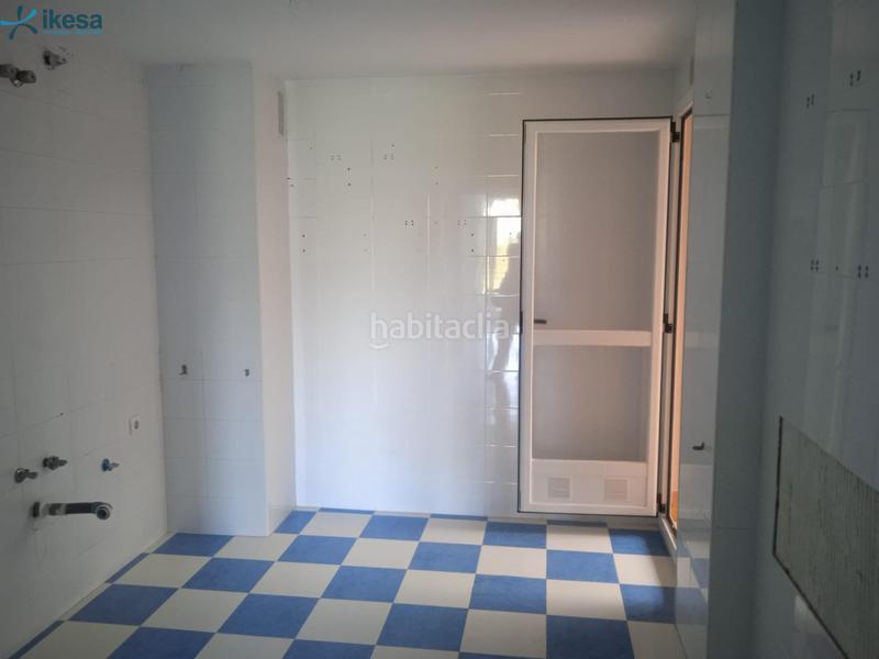 Foto 2be75a1b-dd81-475d-b3cc-239f4bb42a31. Apartament amb aparcament a Norte Mérida