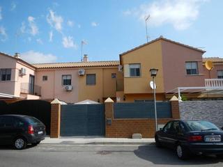 Casa adossada a Benacazón