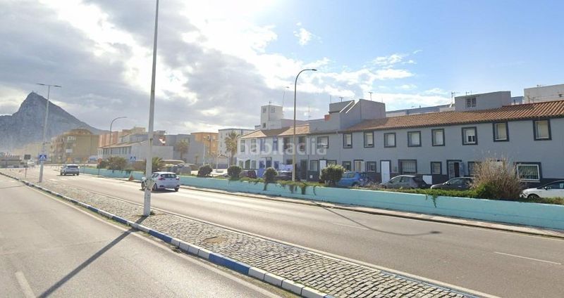 Foto 3186e575-f03a-4b16-ad2a-60b7da1f1524. Casa adossada a San José-San Bernardo Línea de la Concepción (La)
