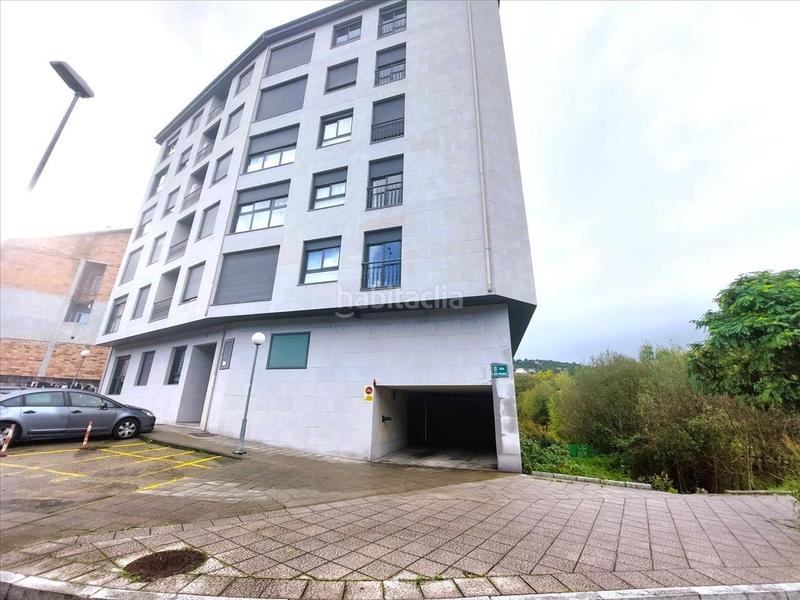 Foto 3417215b-f5aa-4b8e-9e7d-04970ccc945c. Aparcament cotxe a calle de los ponxos 9 a Barbadás