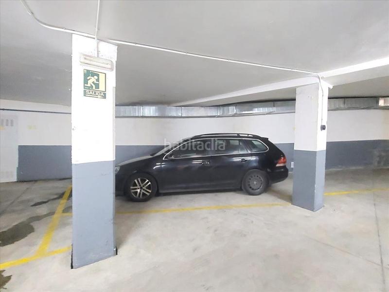 Foto bd376539-d347-4fdc-9123-5d7255294c72. Aparcament cotxe a calle de los ponxos 9 a Barbadás