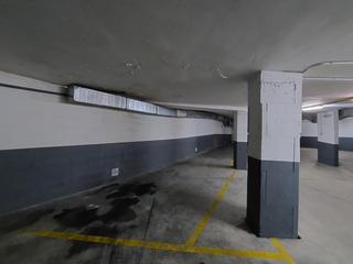 Aparcament cotxe a Calle de los ponxos 9