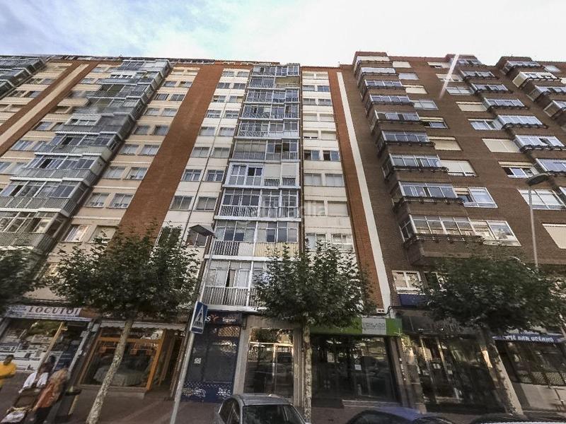 Foto b8a8bf2b-74b7-46e4-a440-f29416586c77. Piso en Gamonal - San Bruno - G9 Burgos