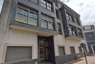 Appartement à Mugardos. Piso y garaje en venta en mugardós. sin posesión, no visitable.