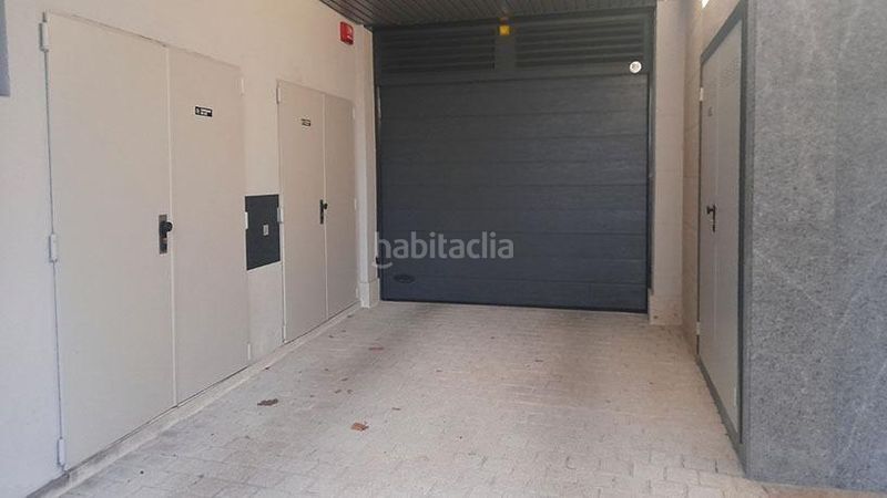 Foto 7b4e2a12-2917-4ba5-a12d-67adcfb0e6fd. Aparcament cotxe a Alcabre Vigo