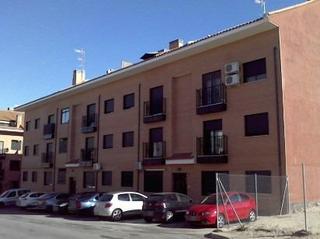 Flat in Yuncler