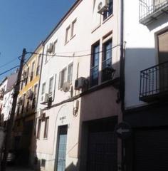Piso en Ctra. Circunvalación - La Magdalena. Venta de piso en cdr en jaén