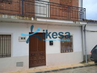 Casa adossada a Fuenlabrada de los Montes