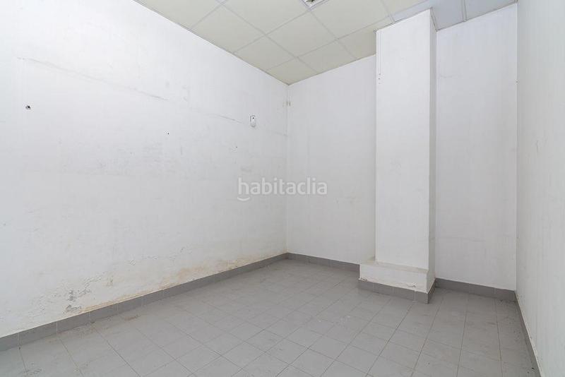 Foto 8eb6c636-b543-41e9-8322-2191b4a35fab. Business premise in calle venezuela 46 in Plaza España - Corte Inglés Vigo