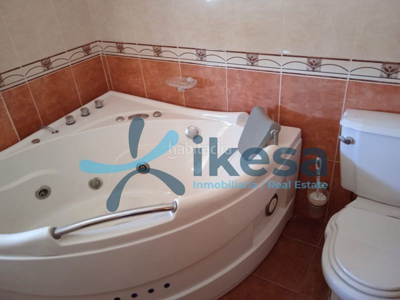 Foto 983628ef-4110-4645-ba78-6ec1e7e69aa2. Casa amb aparcament a Casariche