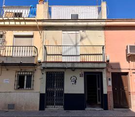 Casa adossada a Morón de la Frontera. Venta de adosado  local comercial en morón de la frontera, sevil