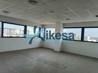 Office space in Torreblanca. Venta de oficina en edificio omega, sevilla