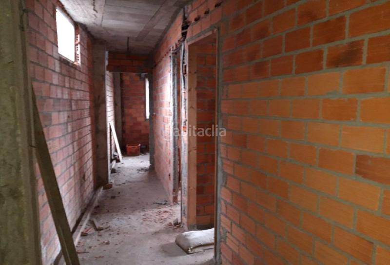 Foto b52ecf5b-e18c-463d-882f-0dda621cfde4. Edificio en galicia (de) 8 edificio en Ponteareas