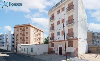 Building in Fuentepiña. Venta de edificio en huelva. para reformar.