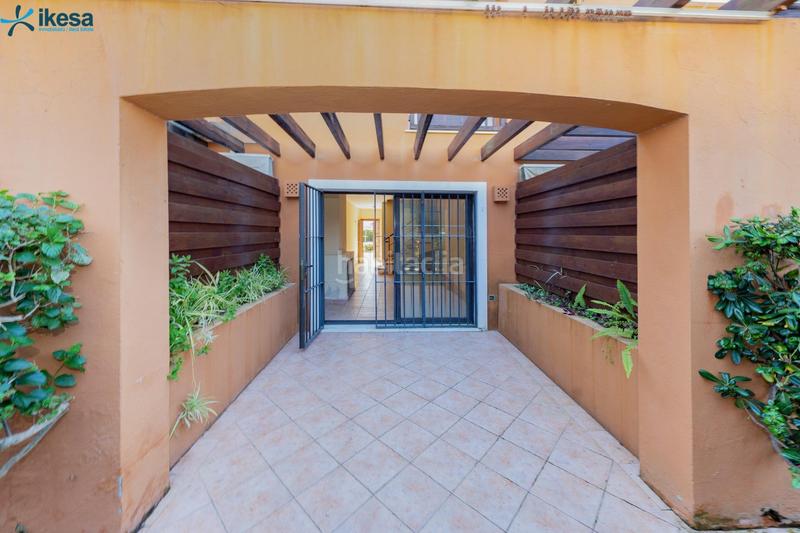 Foto 37982e16-0a1e-4624-8255-d993c3b545cf. Duplex con parcheggio piscina in Islantilla golf Islantilla