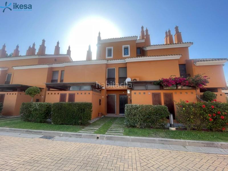 Foto 5c6de4ad-738c-4217-a5dd-4a322139b496. Duplex con parcheggio piscina in Islantilla golf Islantilla