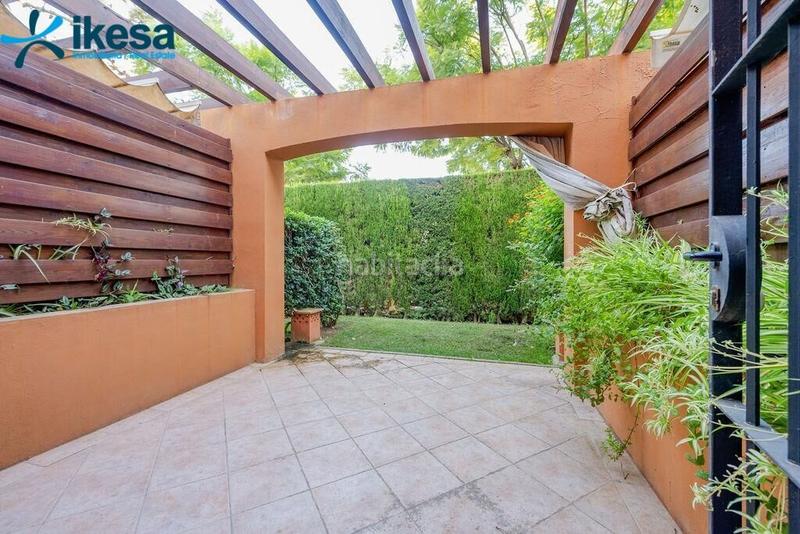 Foto 9b1f1bf2-10bc-414a-9b28-6c332ab8696d. Duplex con parcheggio piscina in Islantilla golf Islantilla