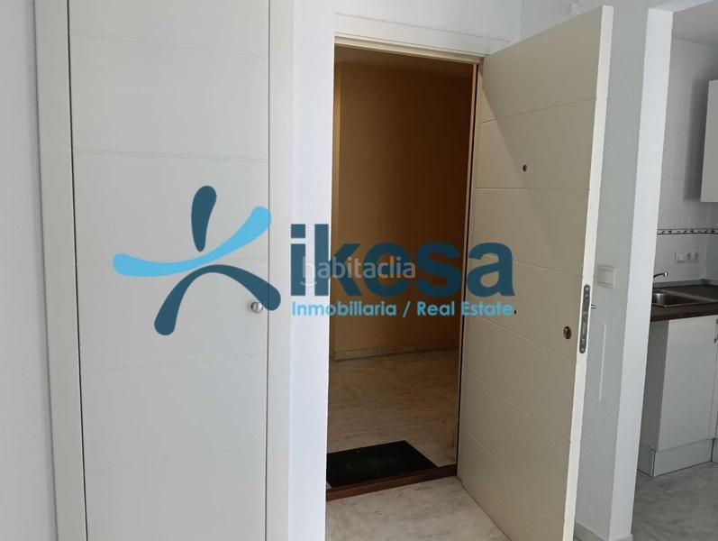 Foto 141d482e-8a84-4d69-a8e1-628f6a520a7a. Flat in Urbadiez - Entrepuentes Sevilla