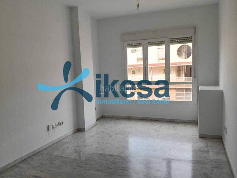 Foto a29a5751-a4a1-4170-a4d1-d76a2aa886e3. Flat in Urbadiez - Entrepuentes Sevilla