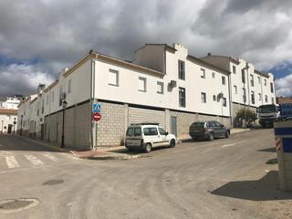 Business premise in Olvera. Local comercial con plaza de parking en olvera, cádiz