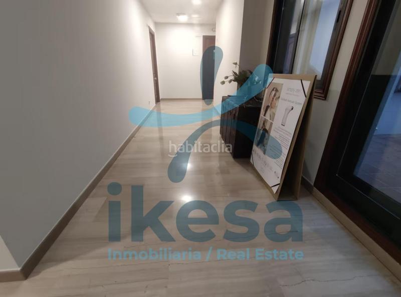 Foto 1b94c56d-ebfa-4e62-ae1a-11667dfdb5e4. Location bureau dans Fátima Vigo