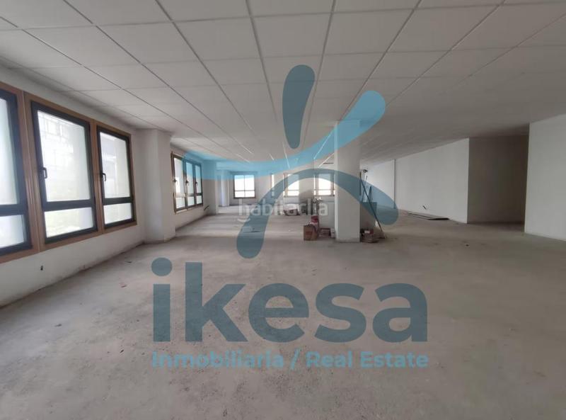 Foto 860e4749-e7eb-4973-b694-1da777bf170f. Location bureau dans Fátima Vigo