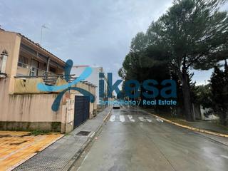 Casa adossada a Burguillos